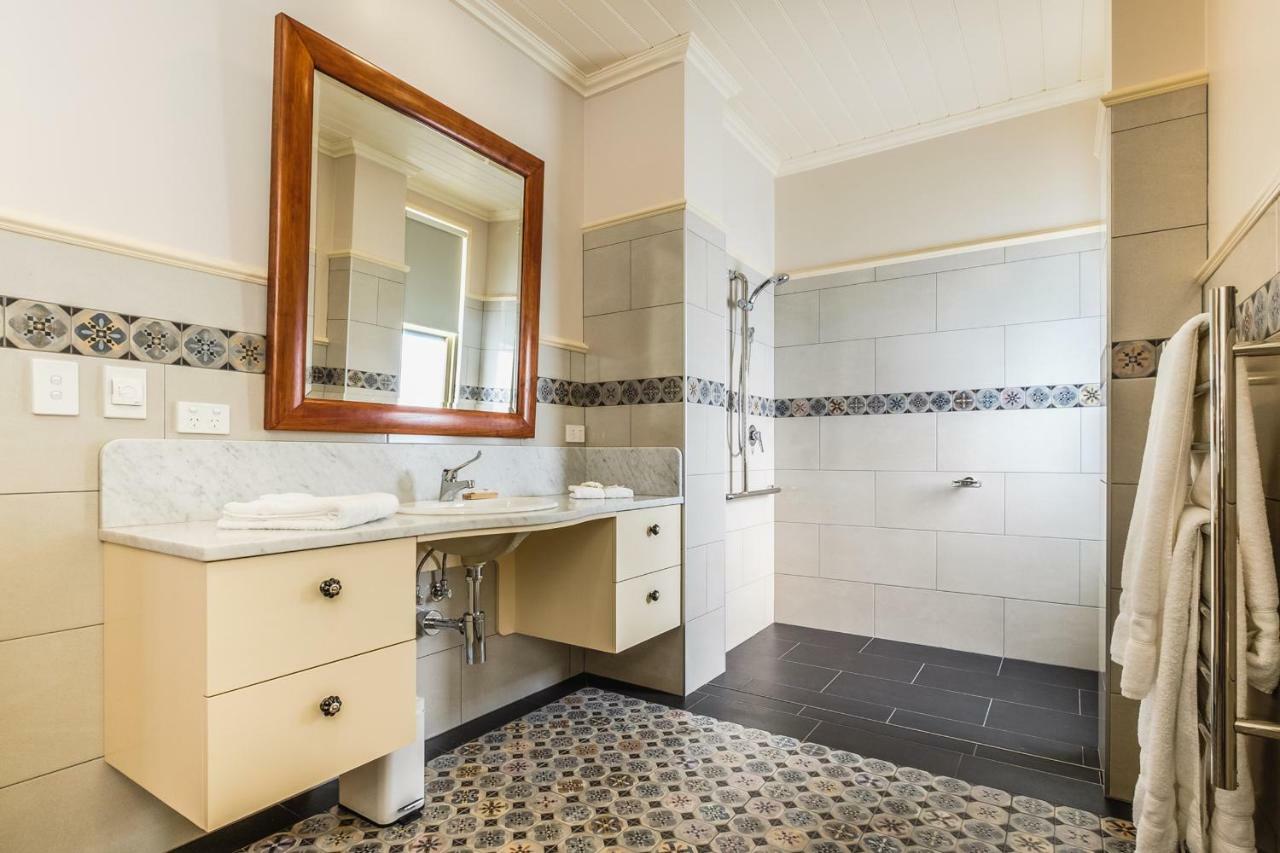 Old Bank Boutique Hotel Mittagong Esterno foto